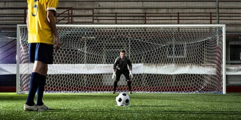 Khi nào cầu thủ được đá penalty sân 11?